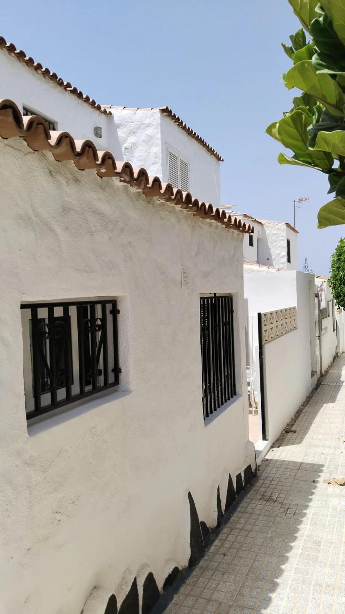 2 Camere Splendida Casa Vacanze In Tenerife Del Sur Casa Trilly アロナ エクステリア 写真